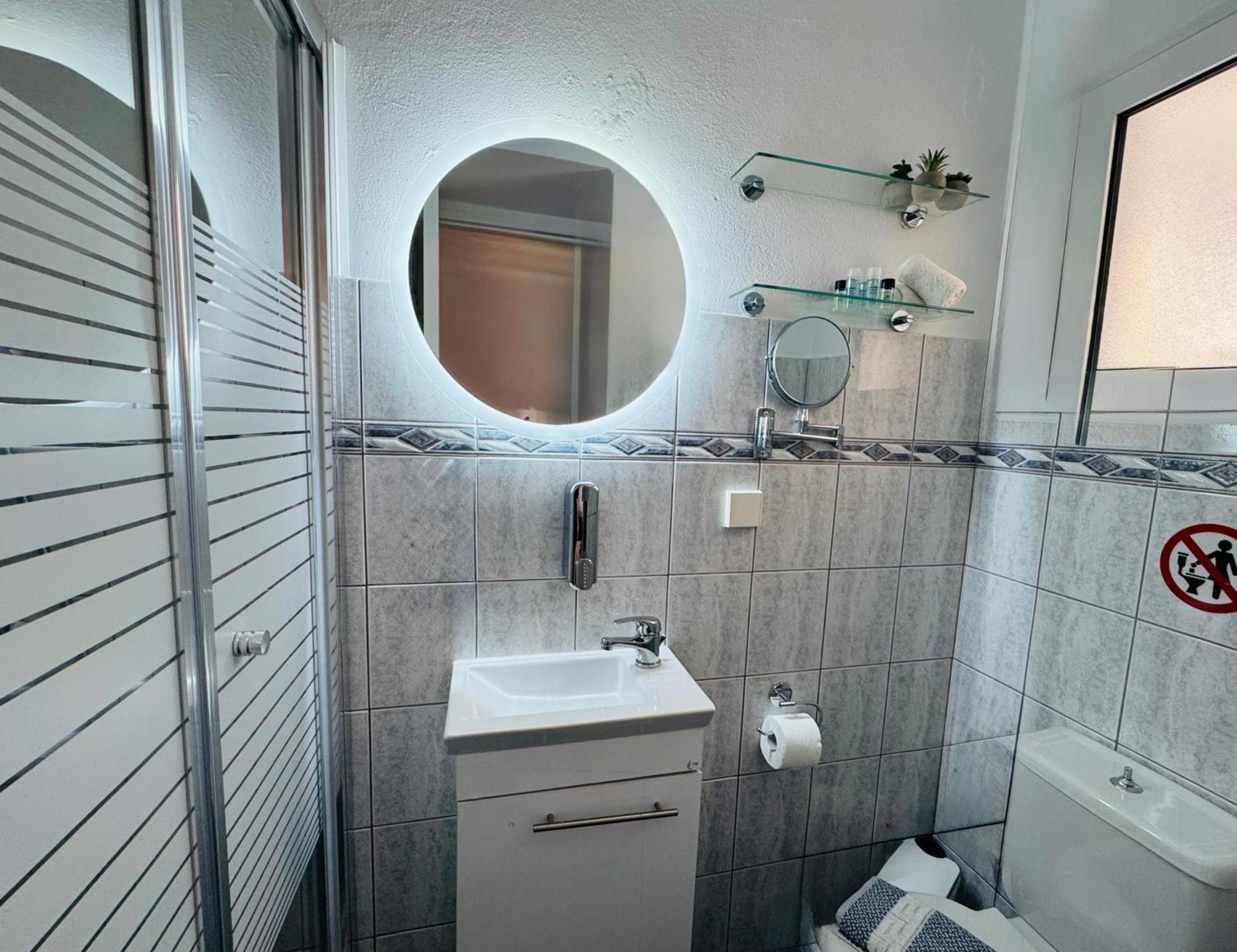 Villa Jenny Stylianou Spetses Town Extérieur photo